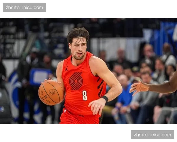 汤普森17分7篮板7助攻 火箭新秀季后赛经验仍需积累